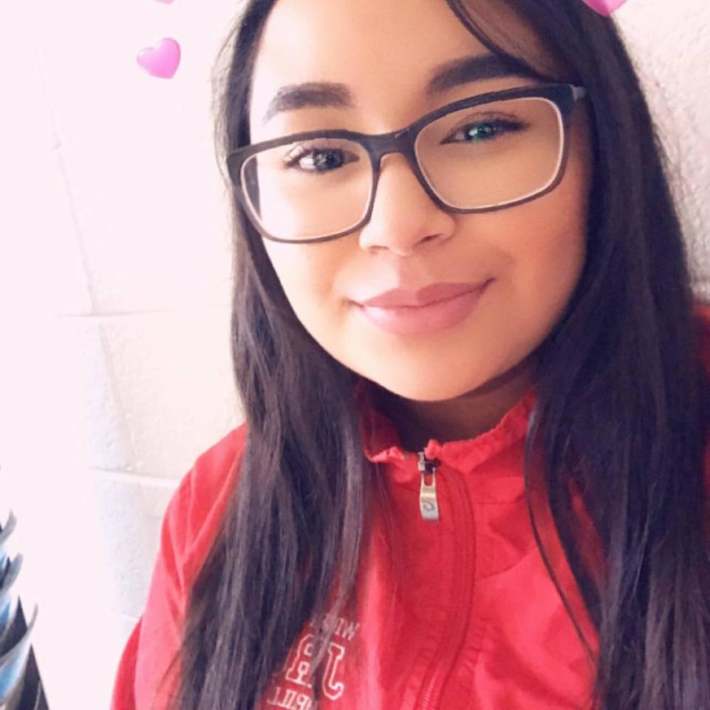 Meet your Posher, Abigail